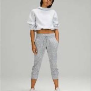 Lululemon Ready to rulu jacquard crop size 4